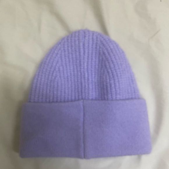 Purple butterfly beanie - Picture 2 of 3